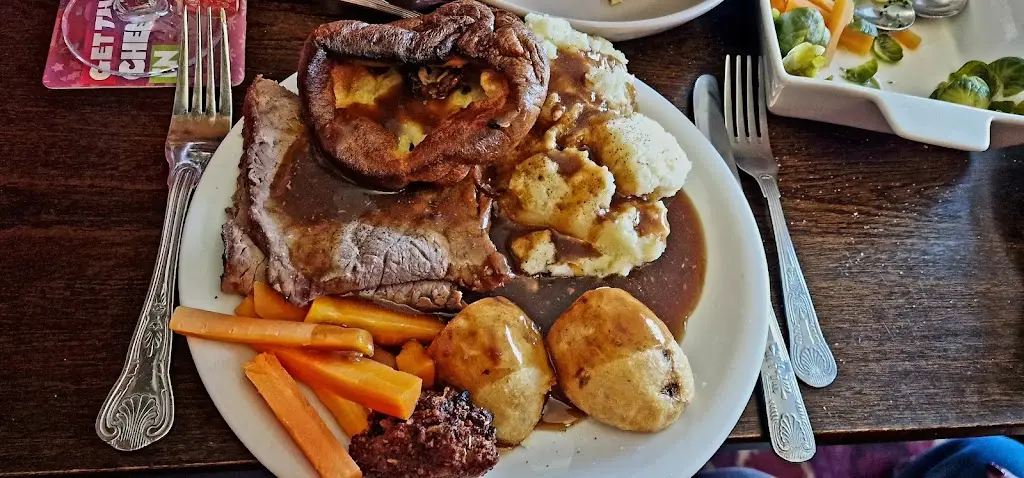 Menu_Horse & Groom_Armthorpe_image_7