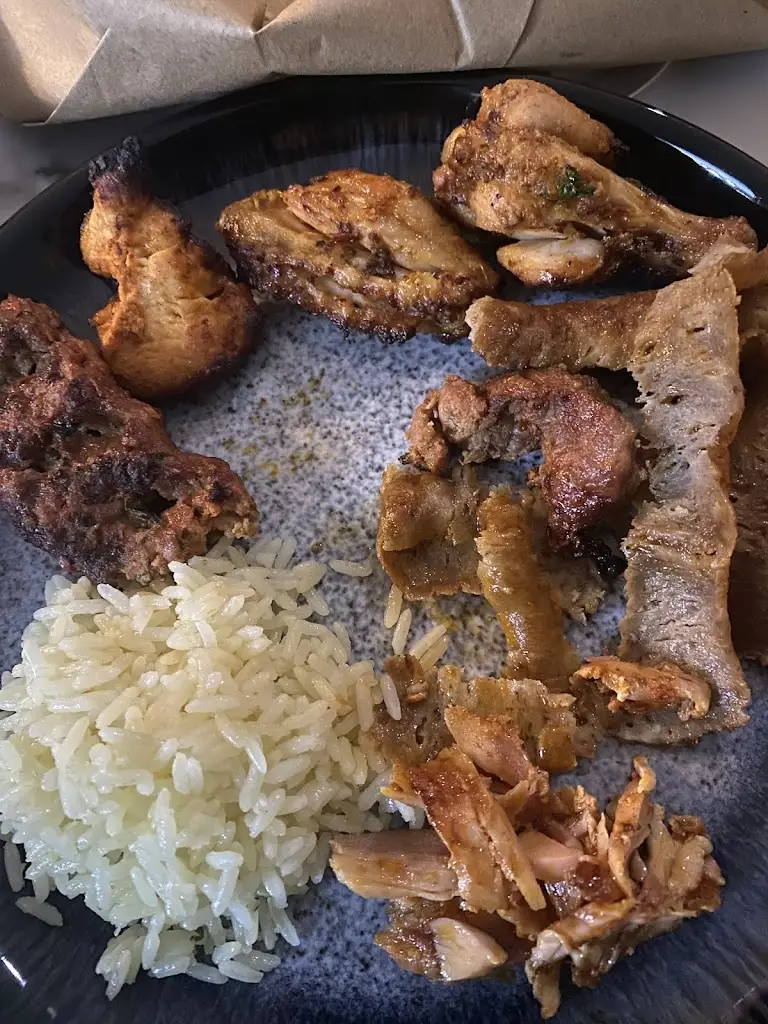 Menu_Charcoal Grill_Collier Row_image_8