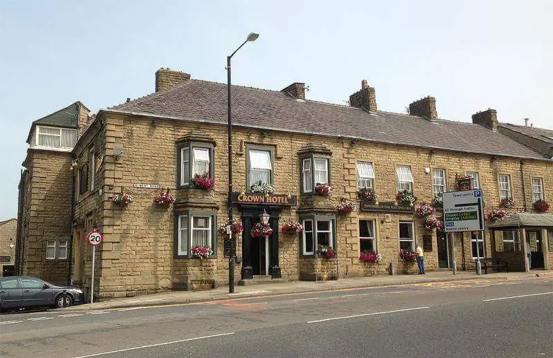 The Crown Hotel pub and restaurant restaurant in Colne