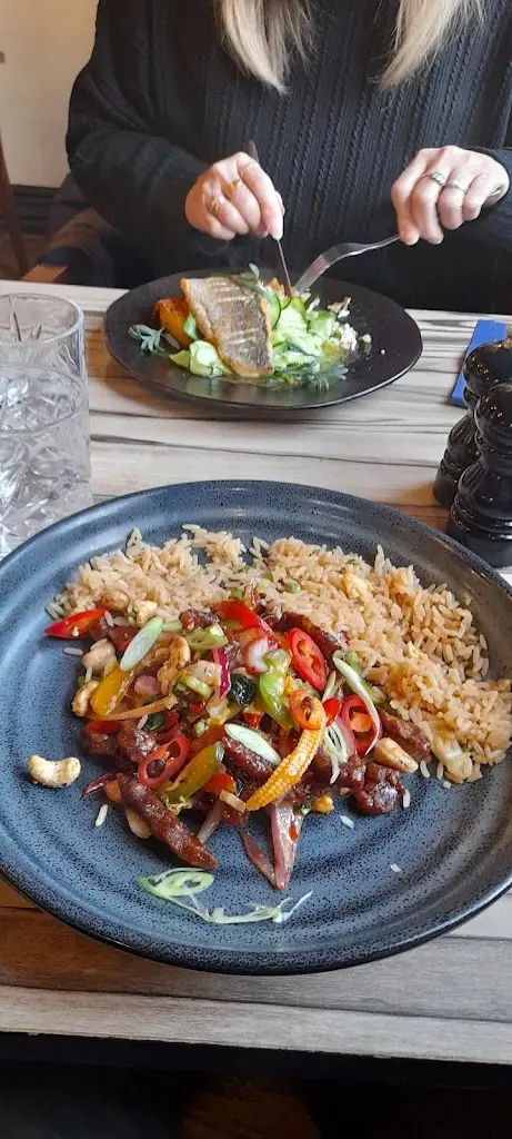 Menu_Emmott Arms_Colne_image_6