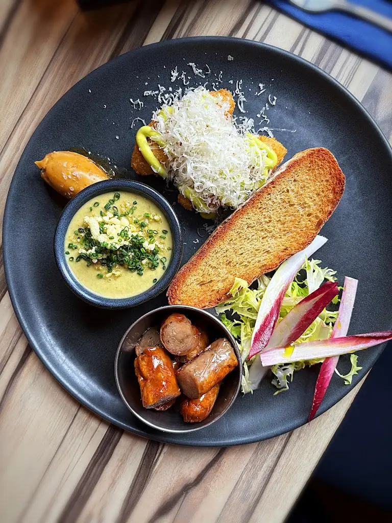 Emmott Arms_Colne_slider_image_2