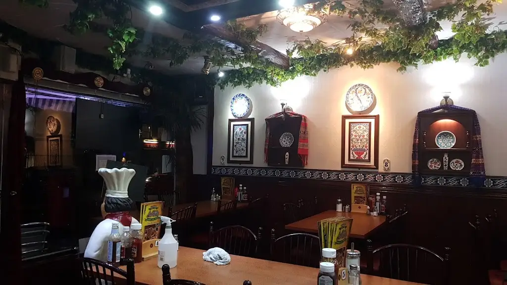 liam younger_Olives Bistro & Mediterrannean_Colne_review