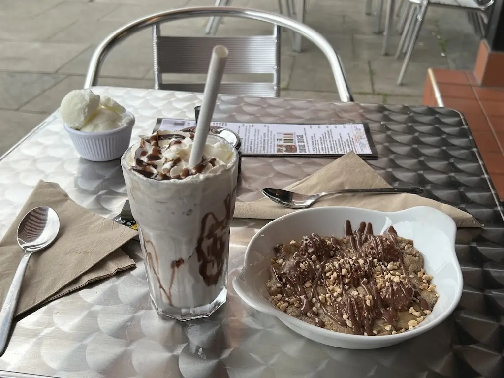 Olives Bistro & Mediterrannean_Colne_slider_image_2