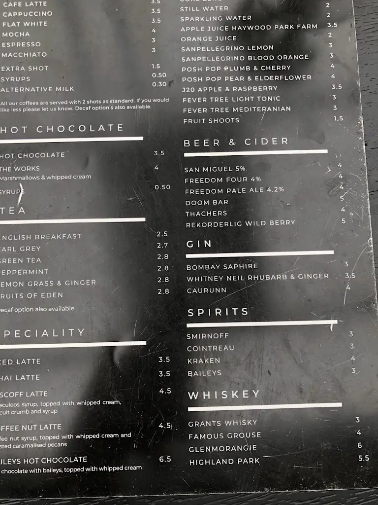 Menu_WHITES AT OAKEDGE_Colwich_image_4