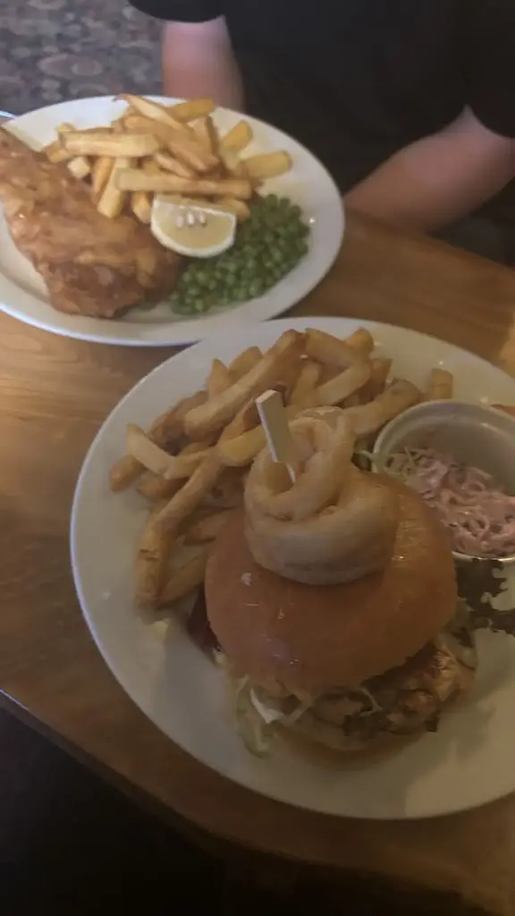 katie_The Kingfisher Public House_Colyton_review