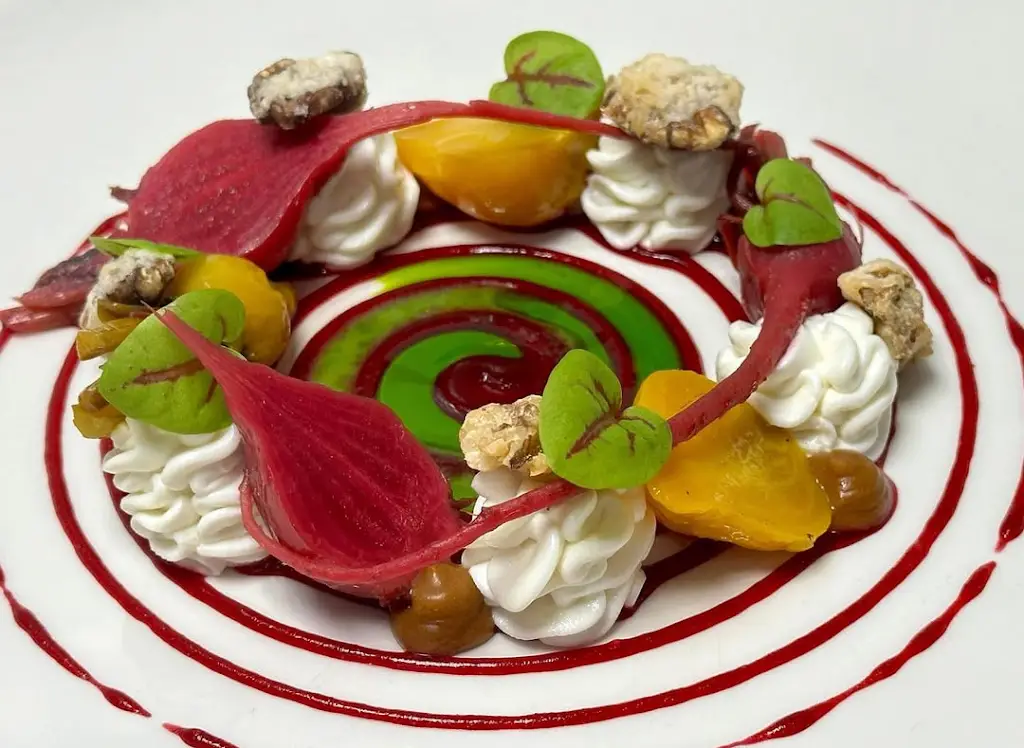 Restaurant 1685_Colyton_slider_image_3