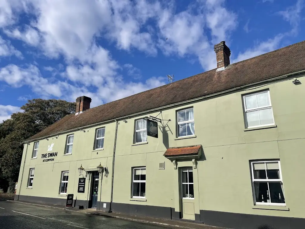 The Swan at Compton_Compton_slider_image_3