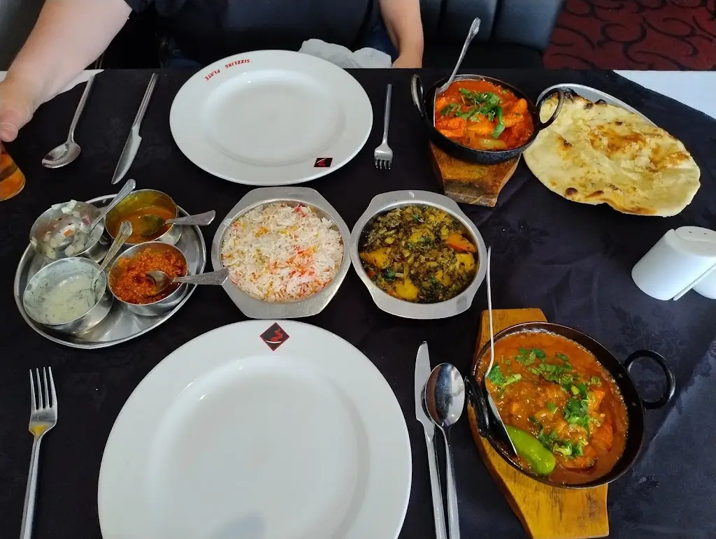 Sizzling Plate Indian Restaurant_Copmanthorpe_slider_image_2