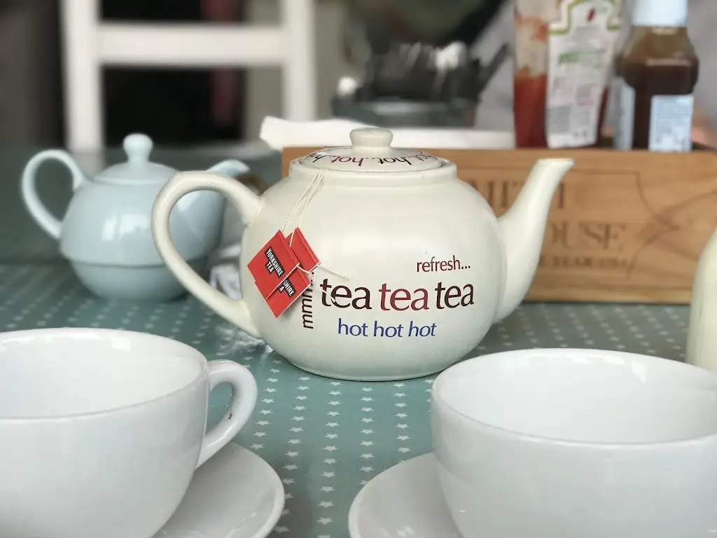 Kulyk82_Little Acorns_Copmanthorpe_review