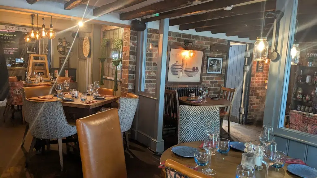 The Cherry Tree_Copthorne_slider_image_3