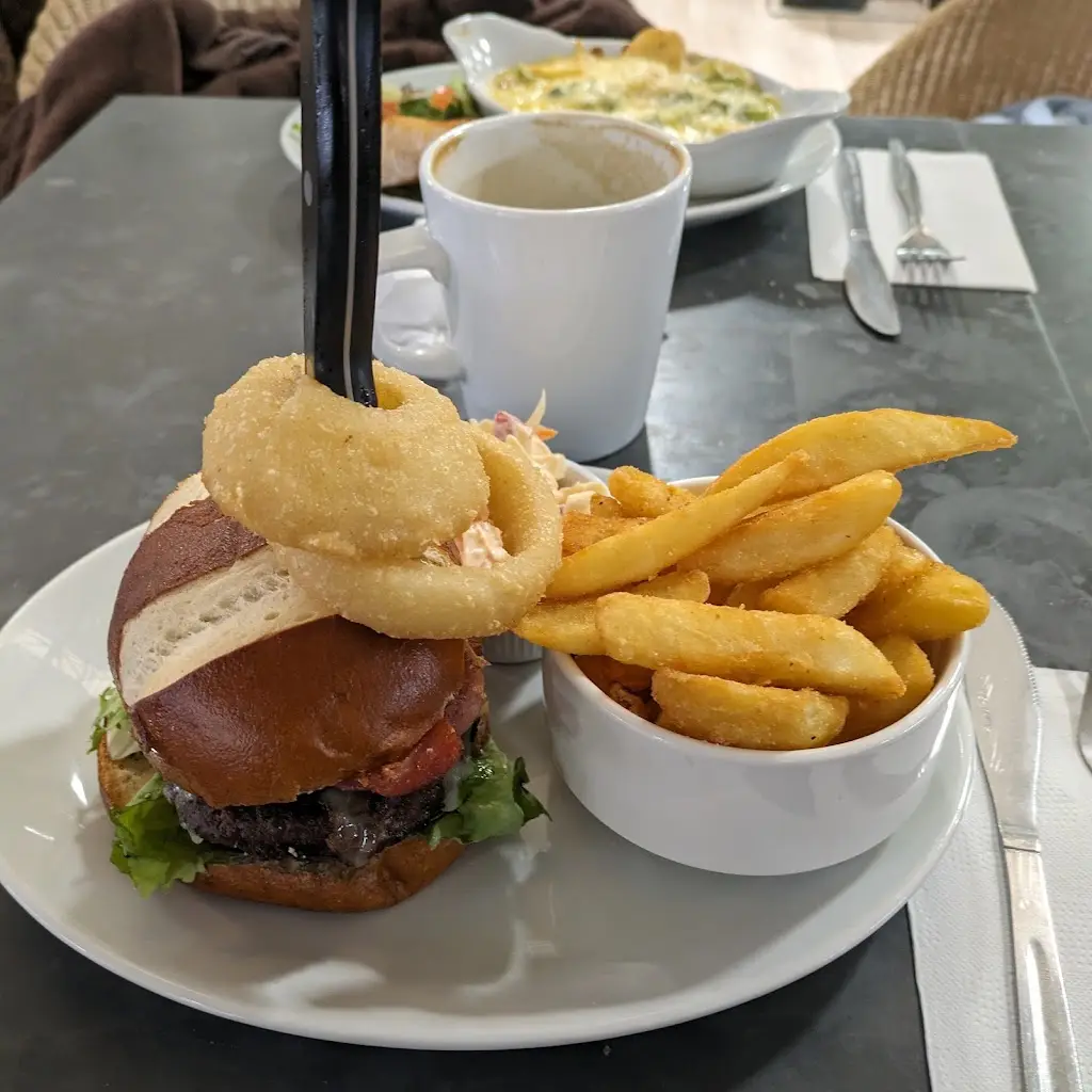 Roberto G._Gardener's Retreat_Copthorne_review