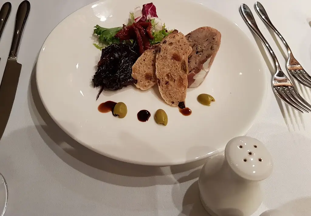 Menu_Lion D'Or_Copthorne_image_4