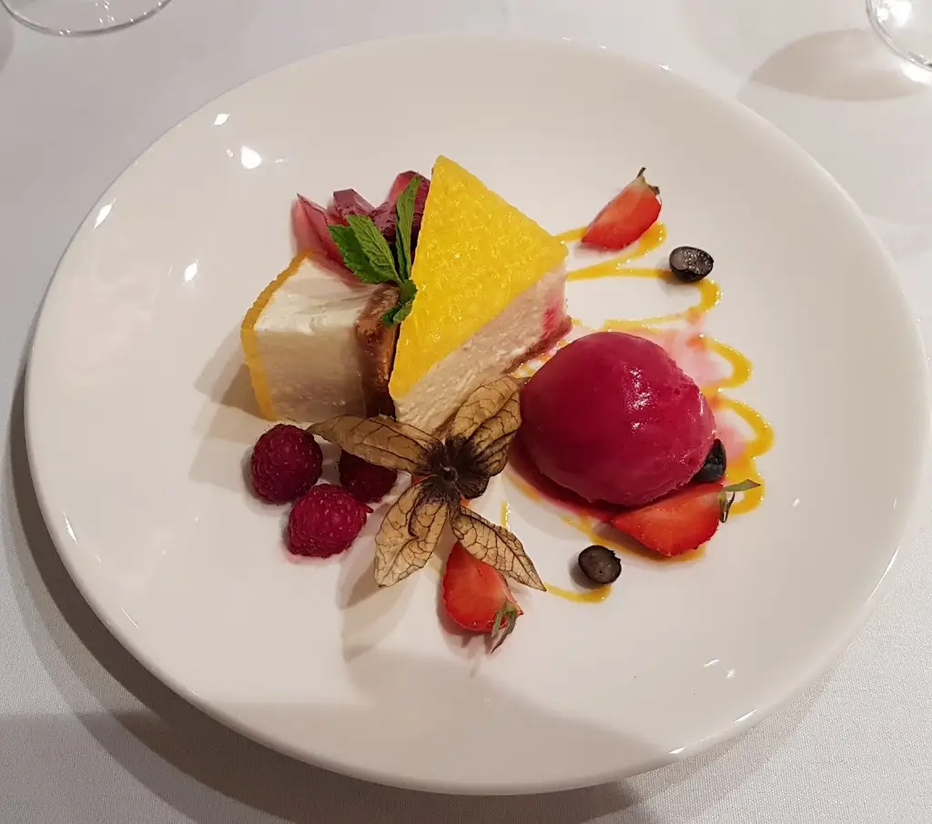 Lion D'Or restaurant in Copthorne