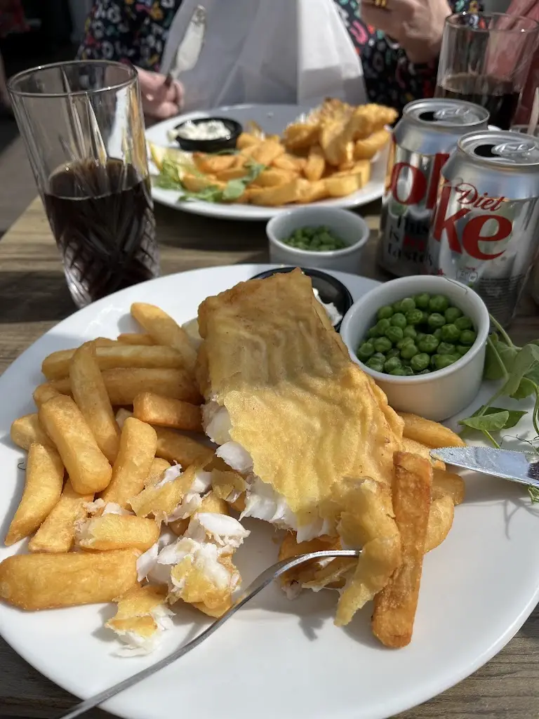 Richard Pope_The Glass Box_Clevedon_review