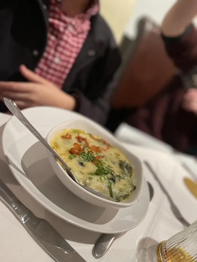 Menu_Moguls_Clevedon_image_6