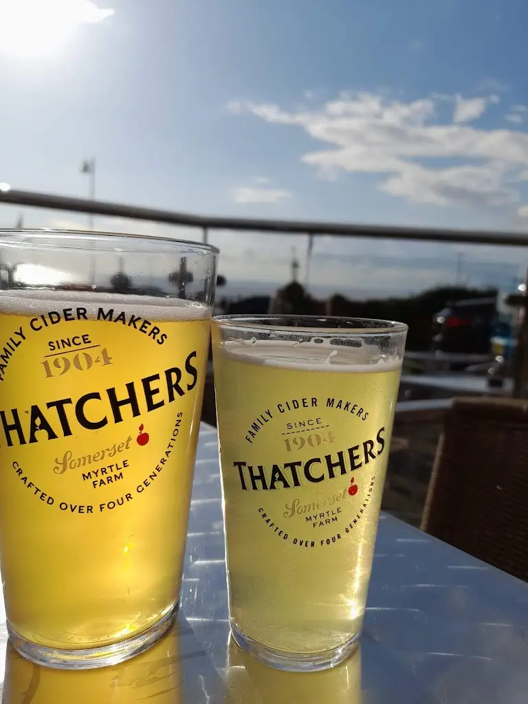 Menu_The Moon & Sixpence_Clevedon_image_7