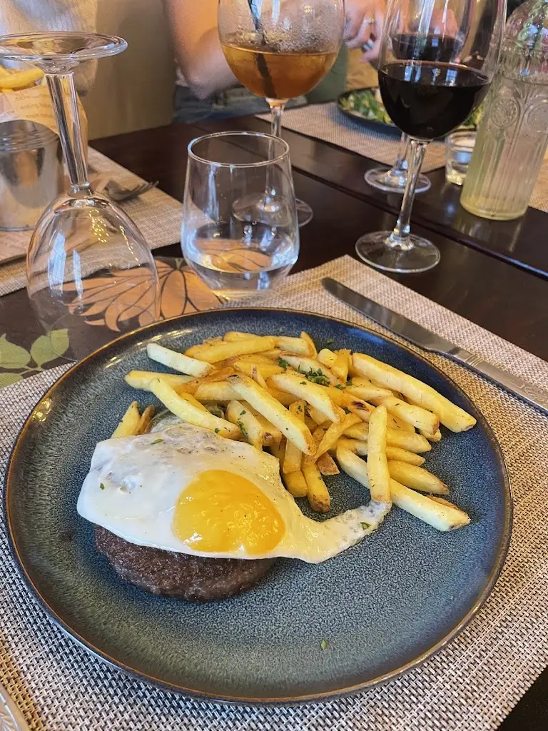 Grace King_Le French Corner Clevedon_Clevedon_review