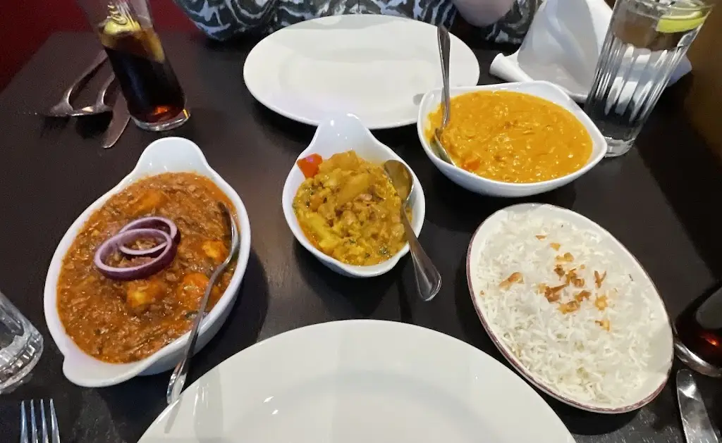 Red Rose_Clevedon_slider_image_2