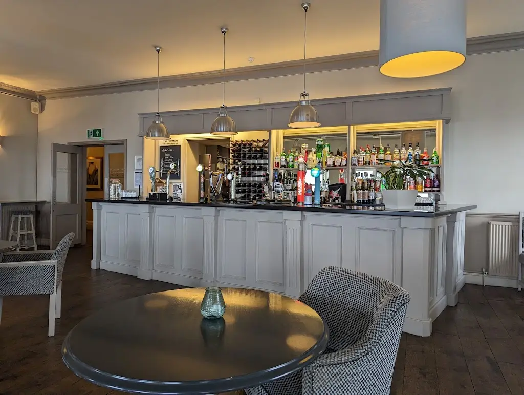 Paul Stokes_The Terrace_Clevedon_review