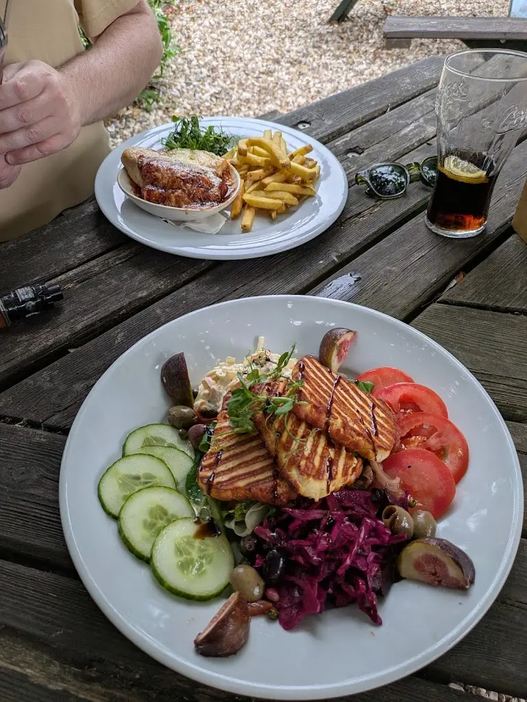 Mary Pilsworth_The Old Inn Pub Clevedon_Clevedon_review