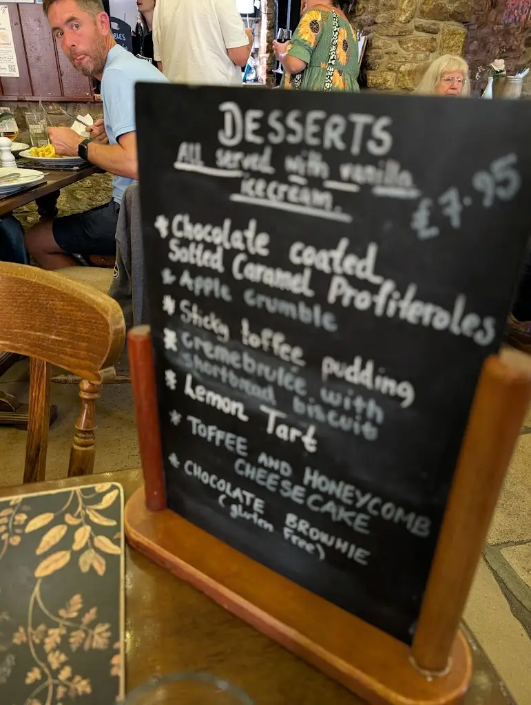 Menu_The Castle Inn_Corfe Castle_immagine_3