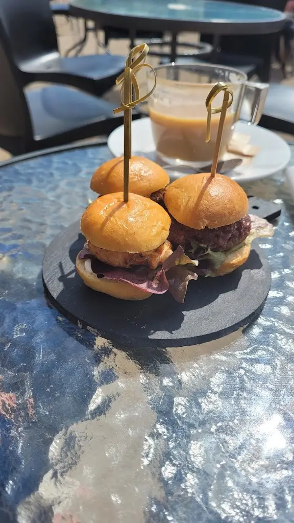 Menu_Hardie's_Cornholme_image_5