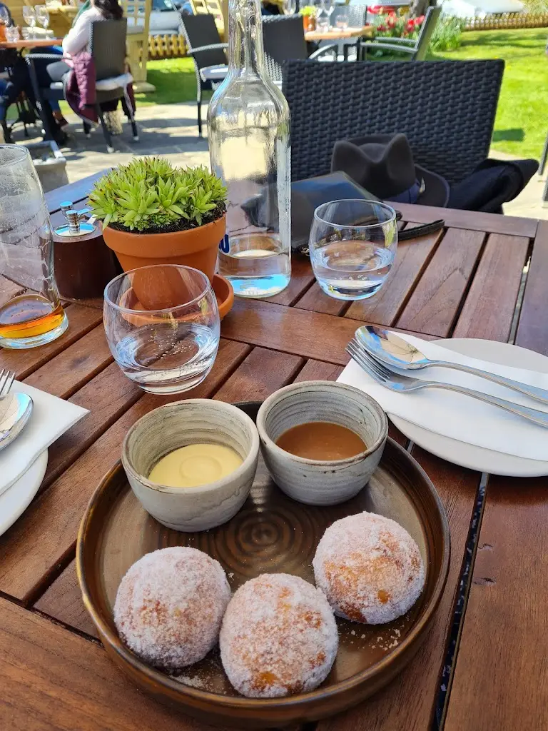 Menu_The White Oak_Cookham_image_8