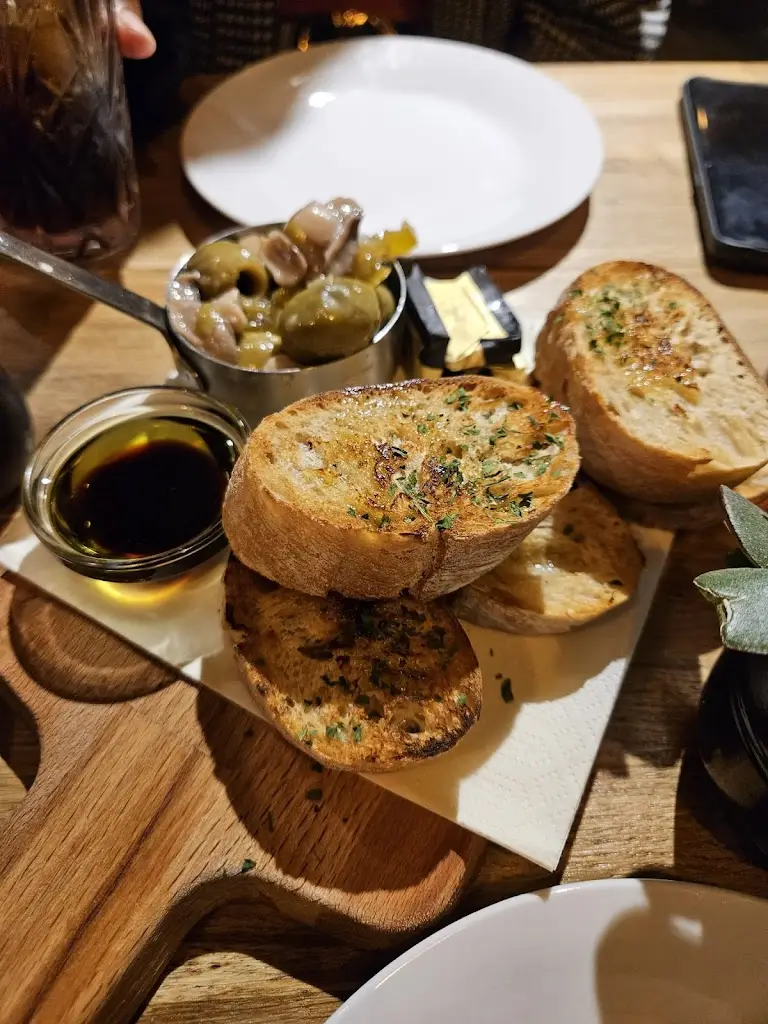 Amanda Blissett_Neps Italian Restaurant_Cookham_review