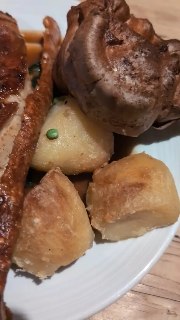 The Old Swan Uppers_Cookham_slider_image_2