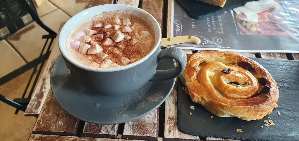 Deliciously French_Cookham_slider_image_2