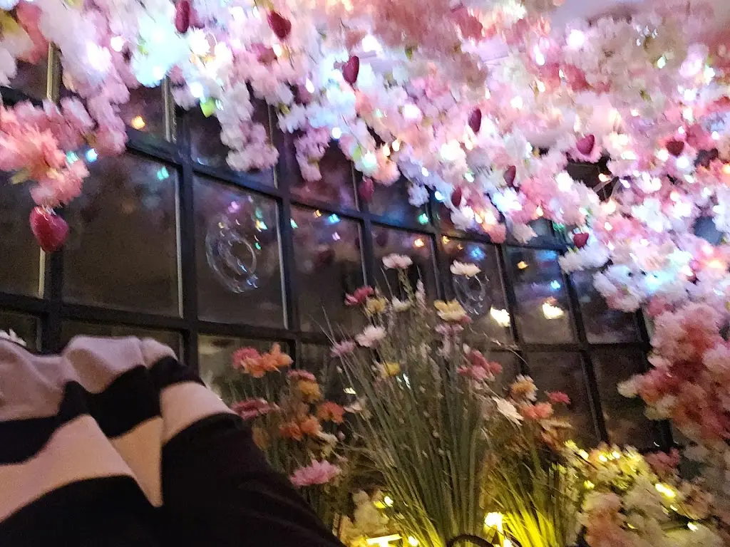 Jay Mukherjee_Anong Thai_Cookham_review