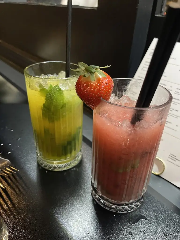 Ab Ab_Lavvin_Cookham_review