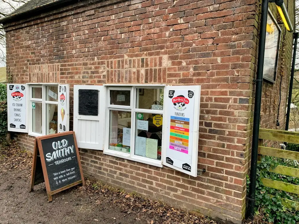 The Lock Inn and Old Smithy Tearoom restaurant in Cookley
