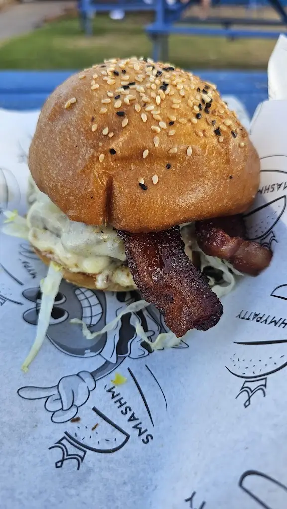 Nigel Jones_Smash My Patty@ The Cavalier_Cookley_review