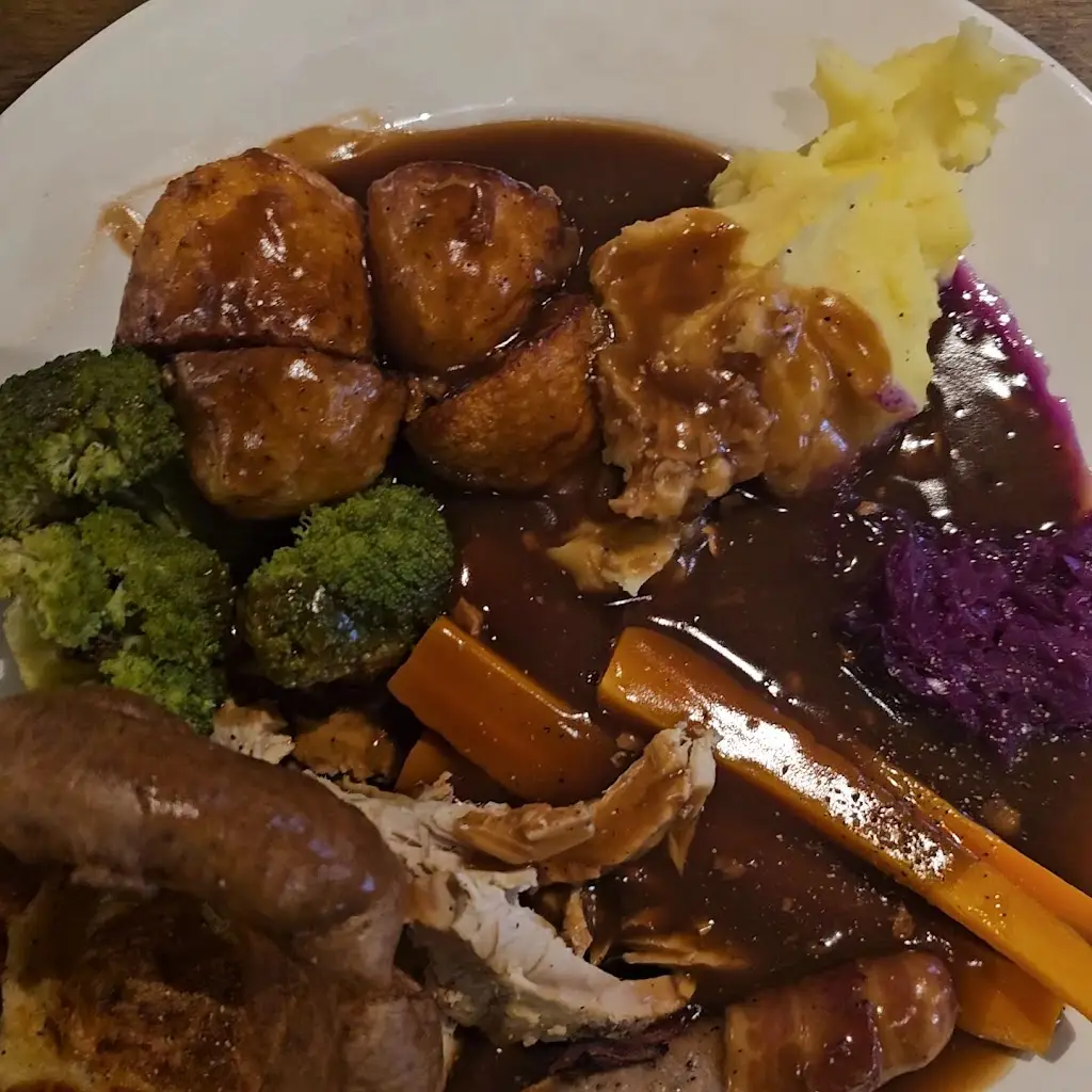 Neil Williams_Land Oak_Cookley_review