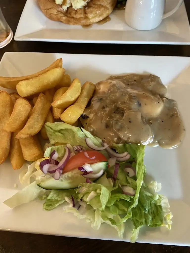 Johti V_The Old House At Home_Cookley_review