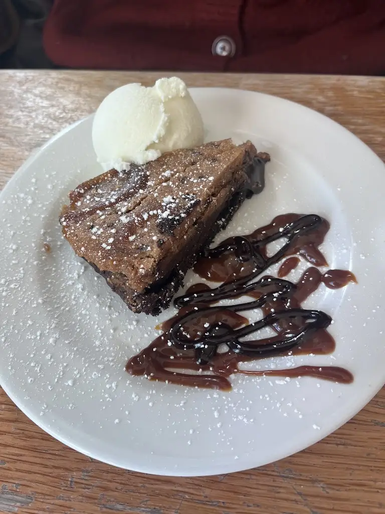 Three Crowns & Sugar Loaf_Cookley_slider_image_2