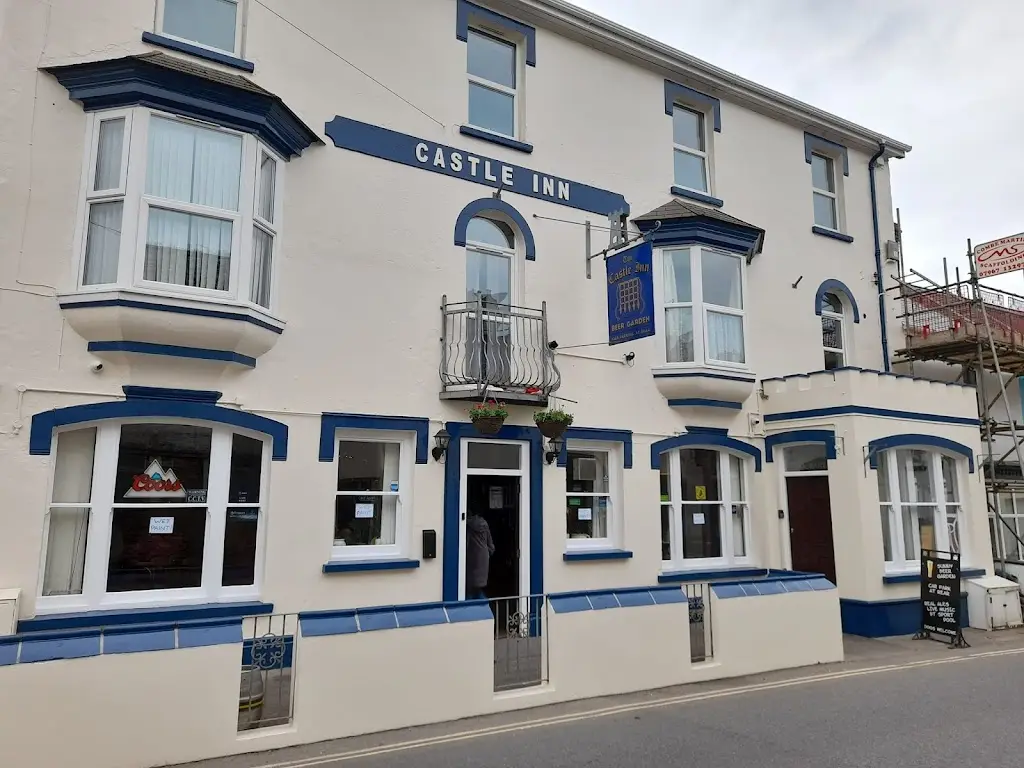 The Castle Inn, Pub and Beer Garden_Combe Martin_slider_image_2