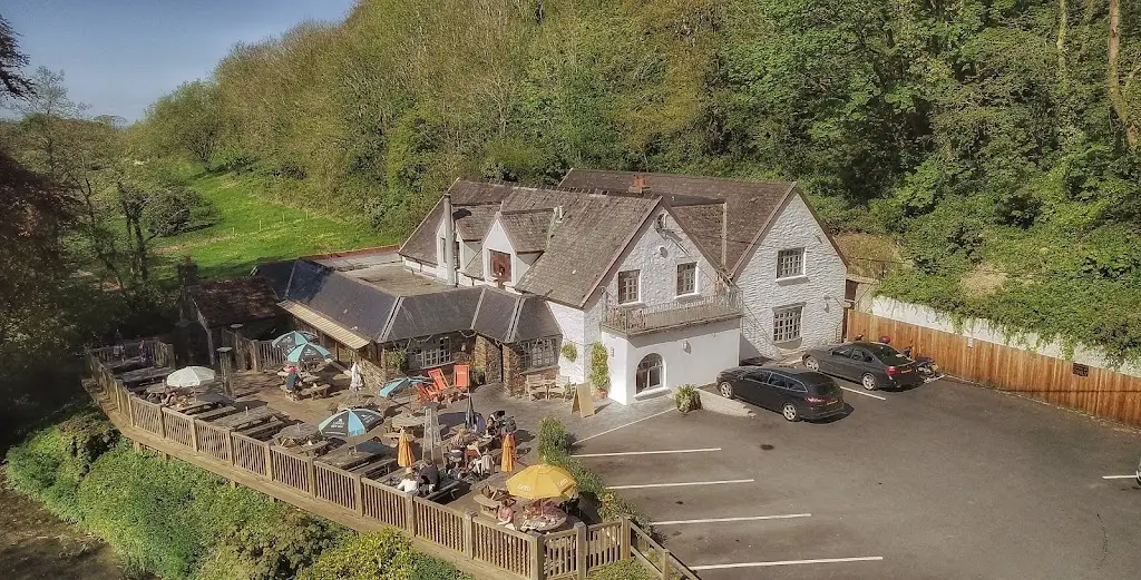 Sawmills Free House restaurant in Combe Martin