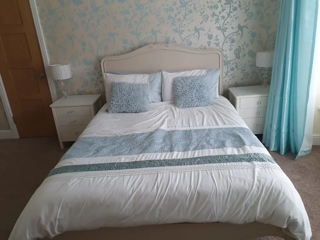 Lion House Bed and Breakfast Restaurant in Combe Martin