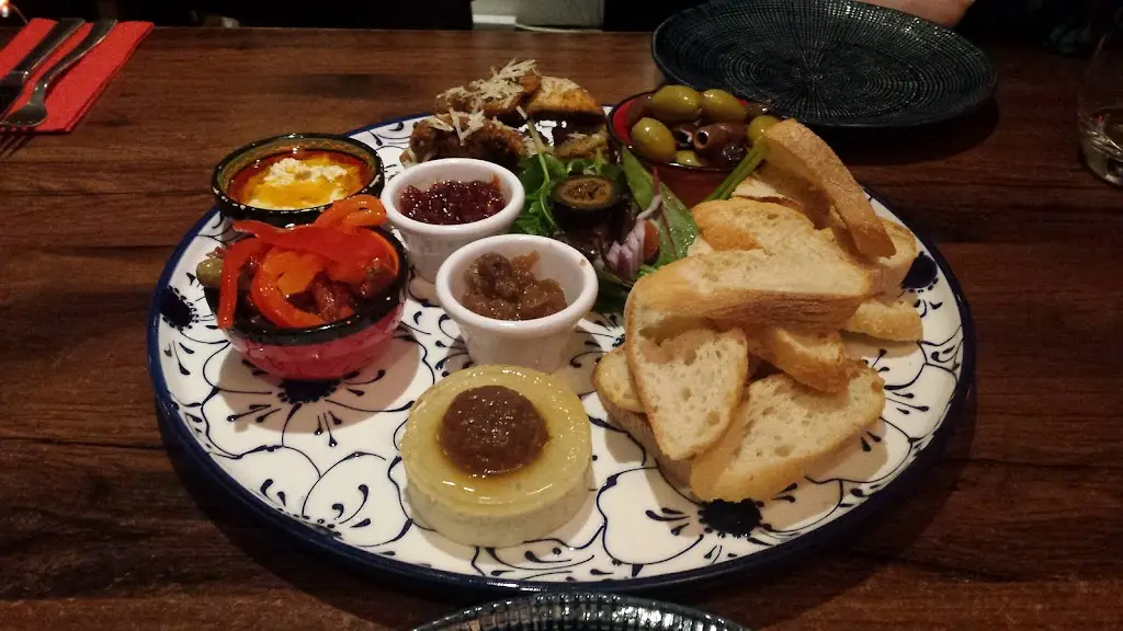 Relish Bar & Bistro_Combe Martin_slider_image_2