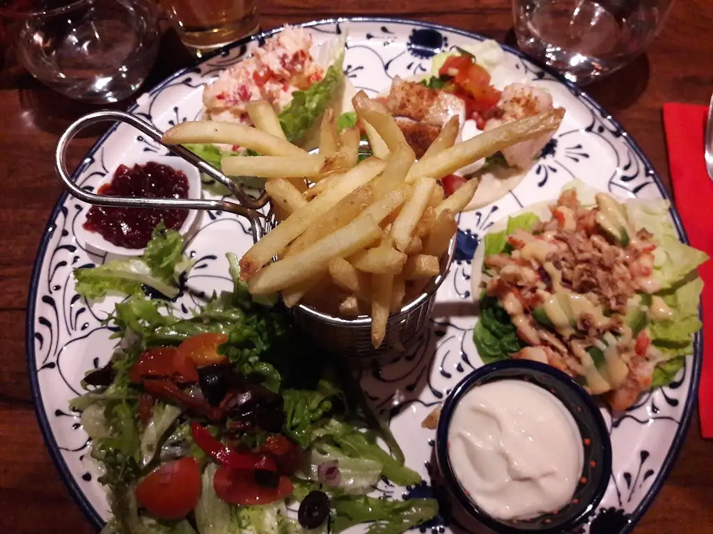 Relish Bar & Bistro_Combe Martin_slider_image_3