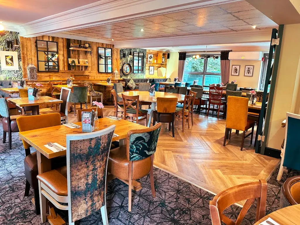 The Beeches_Ashby de la Zouch_slider_image_1