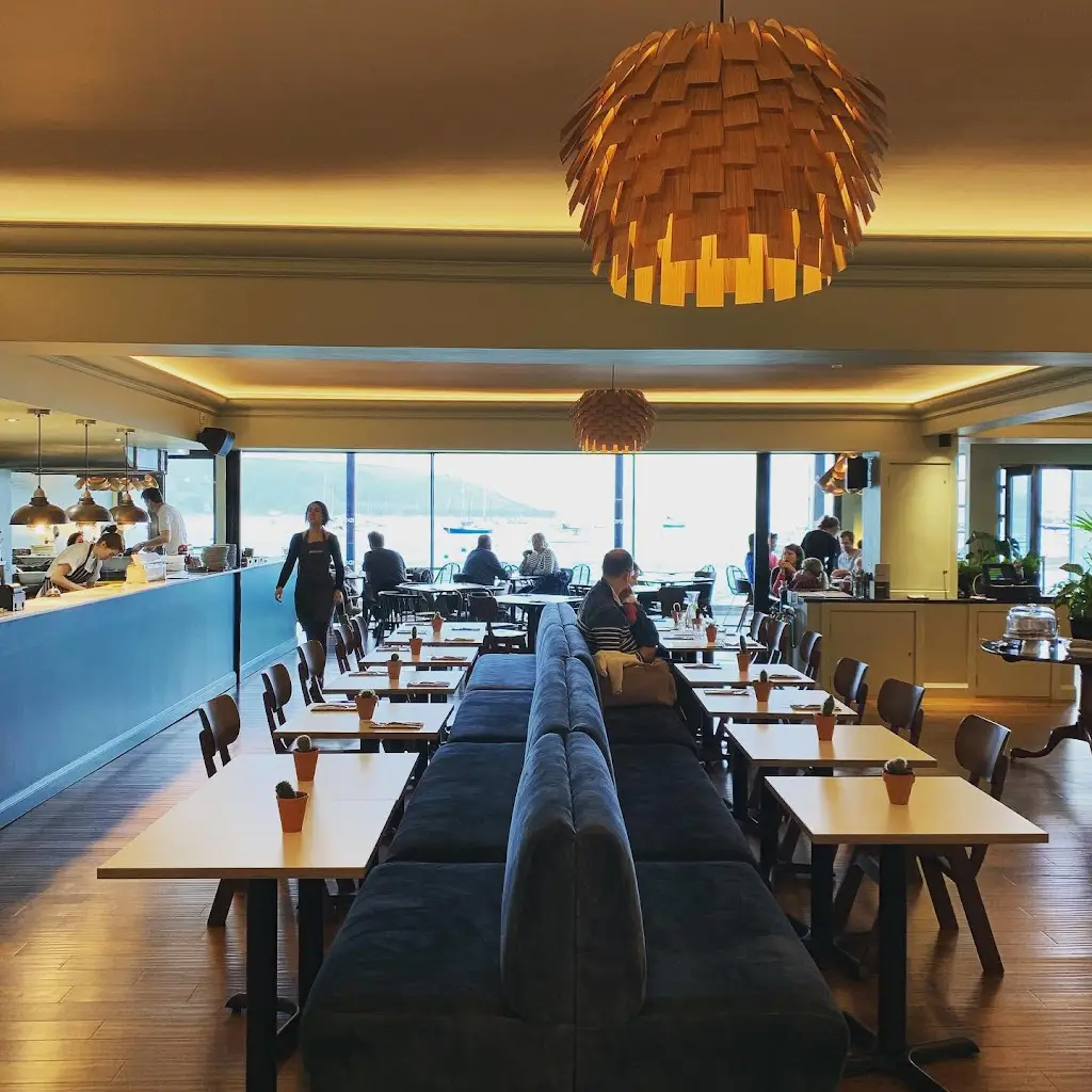 INDIDOG Harbourside Restaurant restaurant in Cornwall