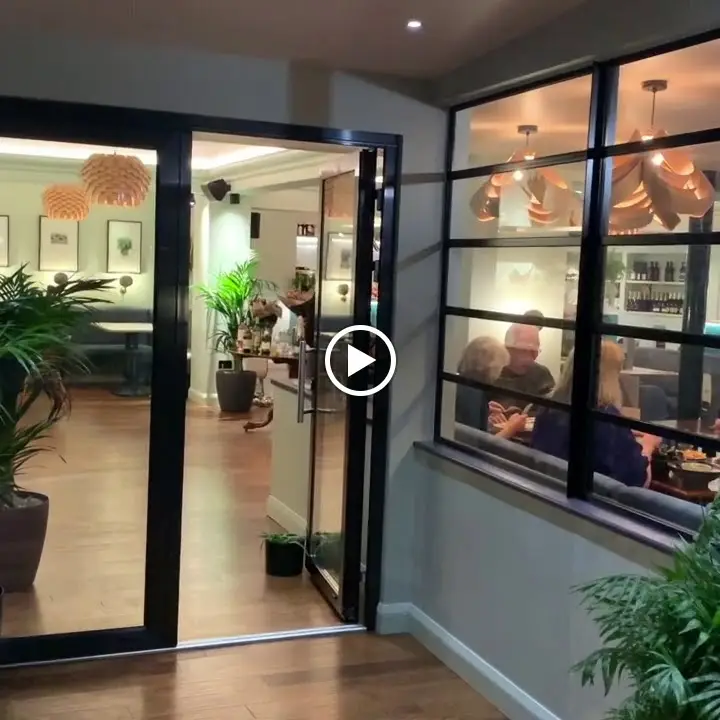 INDIDOG Harbourside Restaurant_Cornwall_slider_image_2