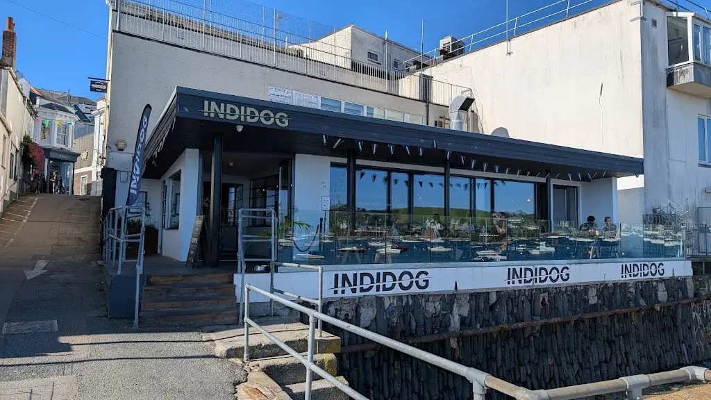 INDIDOG Harbourside Restaurant_Cornwall_slider_image_3