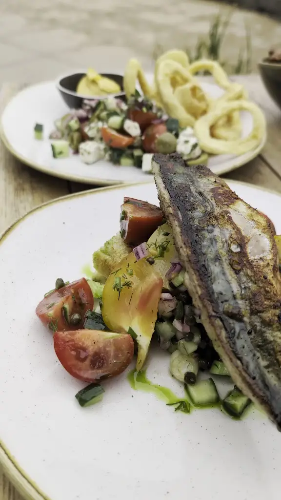 Stanislav_The Fish House Fistral_Cornwall_review