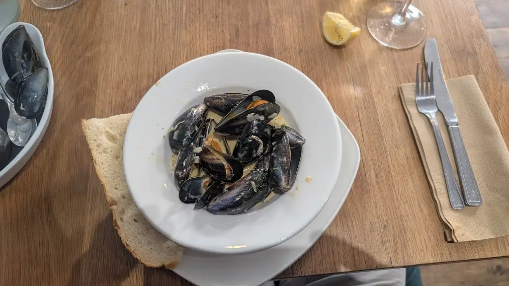 Neil Counter_Hooked!_Cornwall_recensione