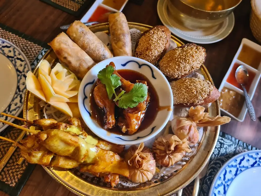 Taste Of Thai Restaurant_Ashby de la Zouch_slider_image_2