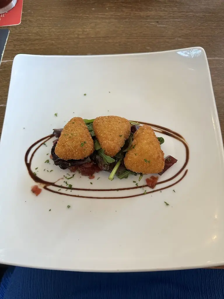 Madyson Fields_The White Hart - Corby_Corby_review